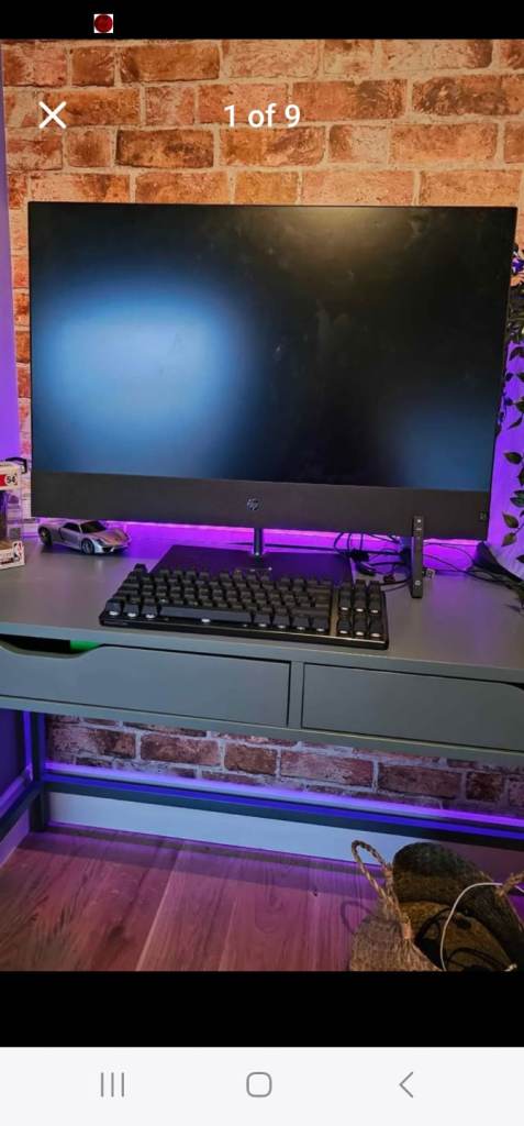 image for HP Pavilion All-in-One Desktop 32 inch 