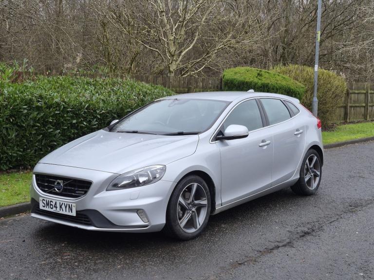 Volvo V40D2 R-Design