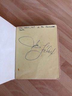 autograph  julie felix