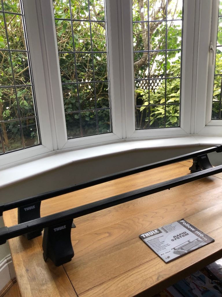 Thule rapid system  car roof bars
