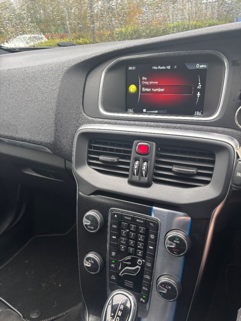 2016 Volvo V40 R Design T5 Auto