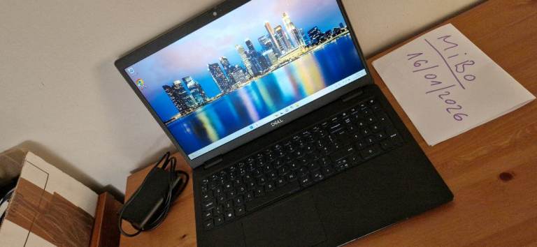 2023 11th gen 15.6" Core i5 32GB RAM 512GB SSD DELL Windows 11 MS Office Laptop Computer PC