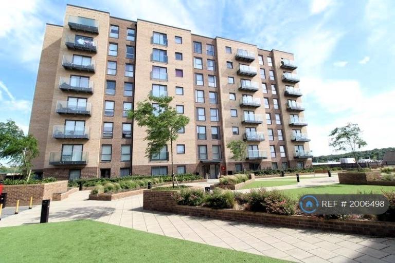 2 bedroom flat in Ellesmere Court, Luton, LU2 (2 bed) (#2006498)