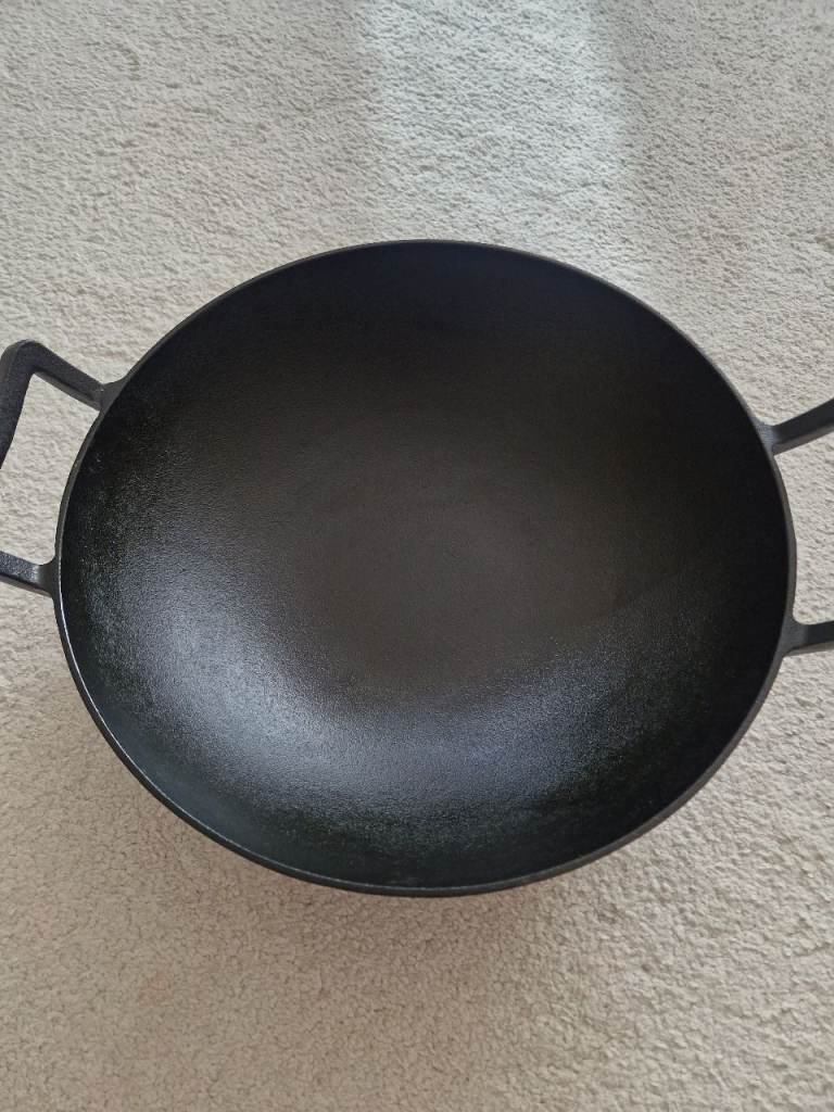 14inch Cast Iron Wok