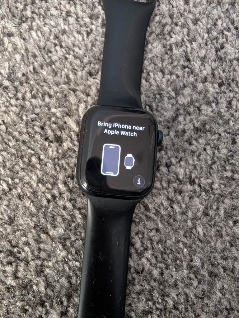 APPLE WATCH SERIES 9 – BLACK – FULLY WORKING - NO CHARGER