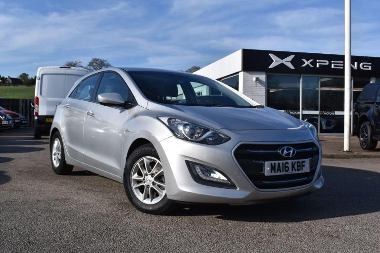 2016 Hyundai i30 1.6 CRDi Blue Drive SE Euro 6 (s/s) 5dr HATCHBACK Diesel Manual