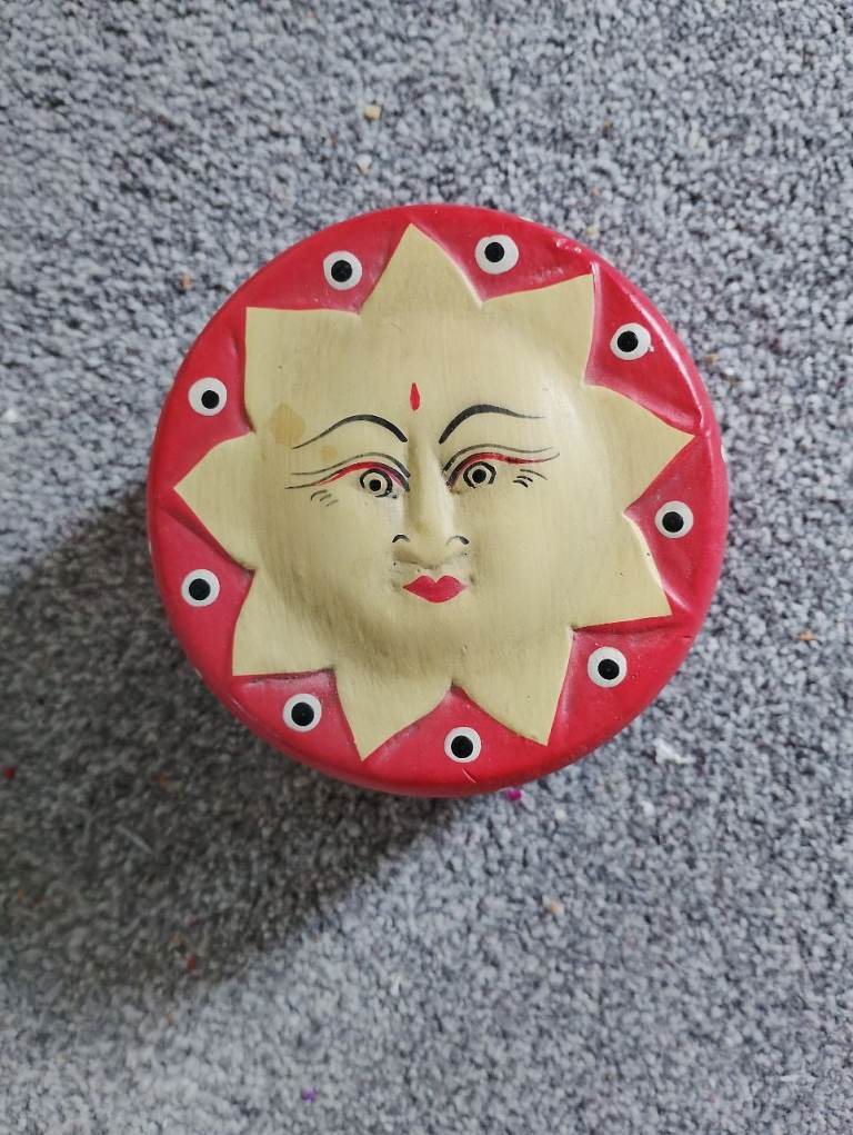 Wooden trinket box 