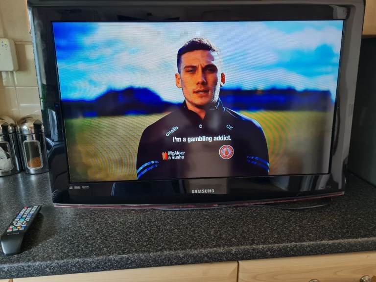 Samsung 32 Inch Full HD TV (No Remote)