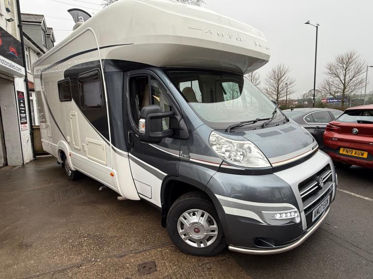 2014 fiat auto trail 4 berth fixed bed motorhome ..only 27k.  New mot