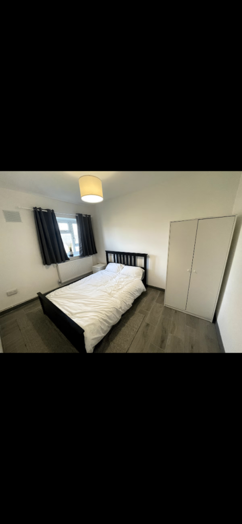 Room to rent 