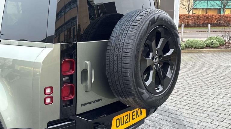 Land Rover Defender 2.0 P300 X-Dynamic SE 90 3dr Auto [6 Seat] SUV Petrol Automatic