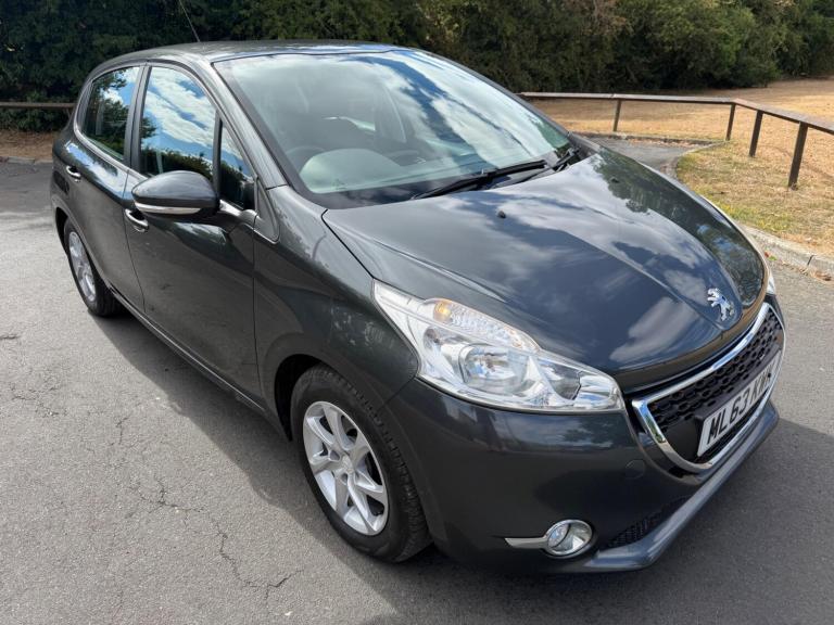 2013 Peugeot 208 1.2 VTi Active 5dr HATCHBACK PETROL Manual