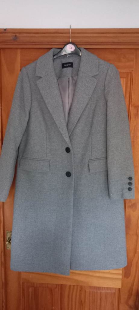 Ladies winter coat