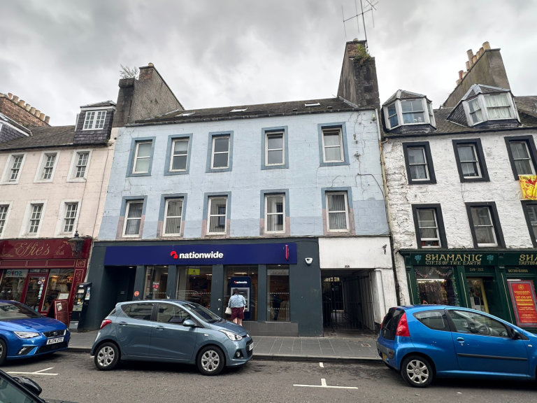 3 bedroom flat in 208a, High Street, Perth, Perth And Kinross, PH1 5PA