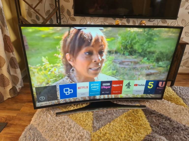 Samsung 48" curved 4k ultra HD smart TV UE48JU6500