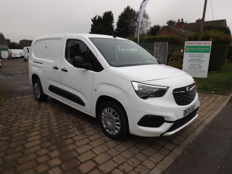 2020 Vauxhall Combo 2300 1.5 Turbo D 100ps H1 Sportive Van PANEL VAN Diesel Manual