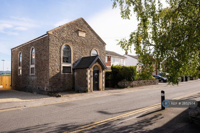 1 bedroom flat in Shellards Road, Longwell Green, Bristol, BS30 (1 bed) (#2852974)