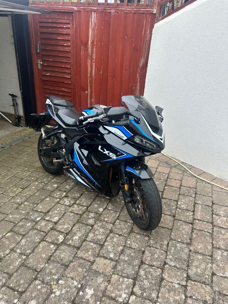 Lexmoto, LXS, 2021, 124 (cc)