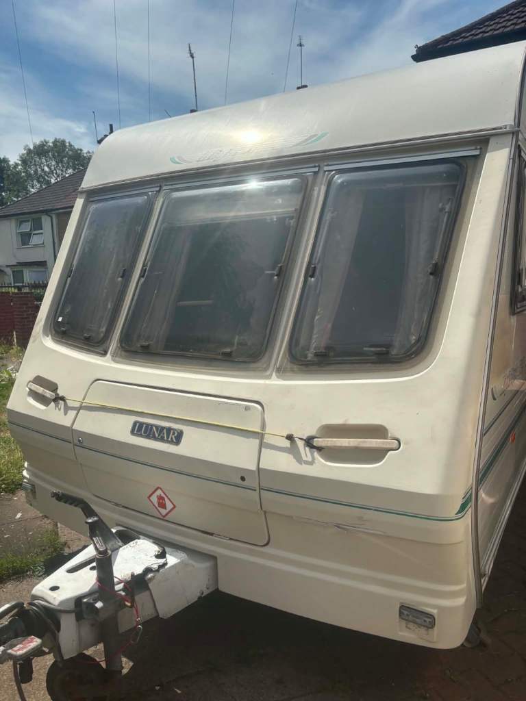 Lunar caravan 
