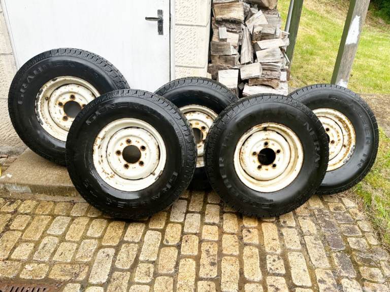 Landrover 90 / 110 Five Steel Wheels and Tyres