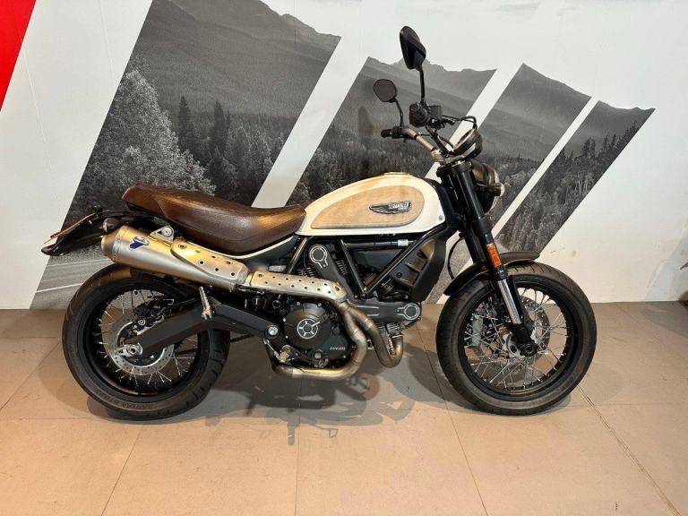 DUCATI SCRAMBLER CLASSIC