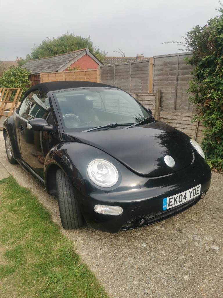 VOLKSWAGEN BEETLE CONVERTIBLE (BLACK), 2004, Manual, 2L ~ MOT ~ MAY 2027 ~ BARGAIN ~ TLC NEEDED ~