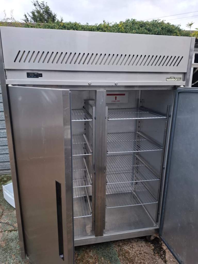 image for Commercial oven 