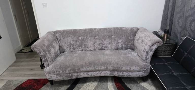 Elegant Silver Crushed Velvet 3-Seater Sofa - Curved High-Back Design