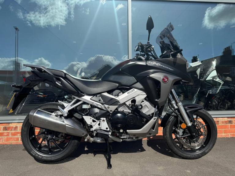 Honda VFR800 CROSS RUNNER