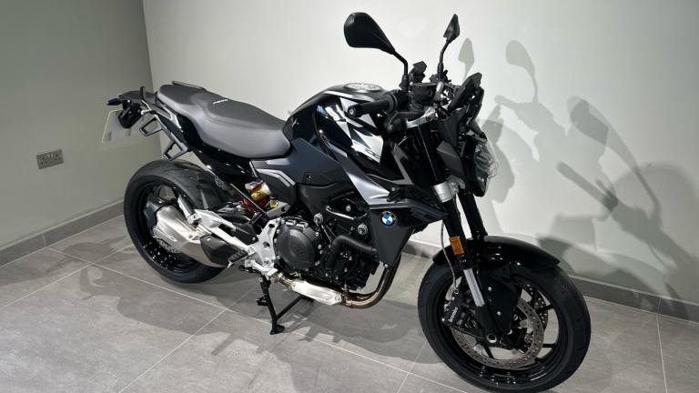 2024 BMW F900 BMW F900 R ROADSTER Petrol Manual