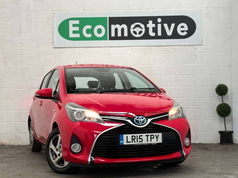 2015 Toyota Yaris 1.5 VVT-h Icon Hatchback 5dr Petrol Hybrid E-CVT Euro 6 (101 ps) Hatchback Hybr...