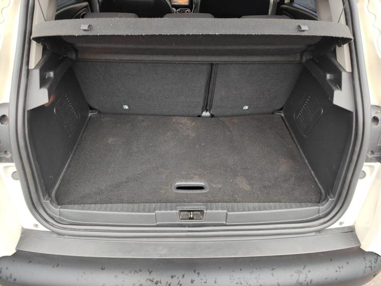 2017 Renault Captur 1.5 dCi 90 Dynamique Nav 5dr HATCHBACK DIESEL Manual