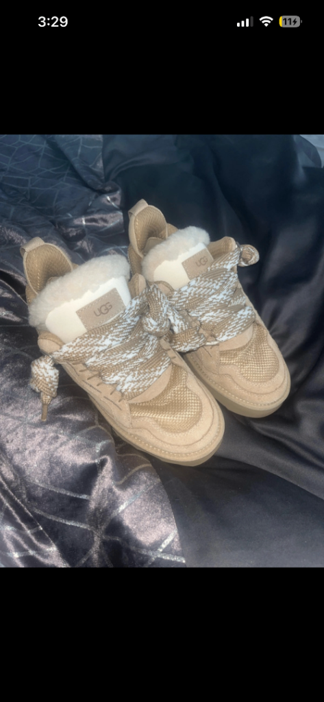 UGG trainers- sand