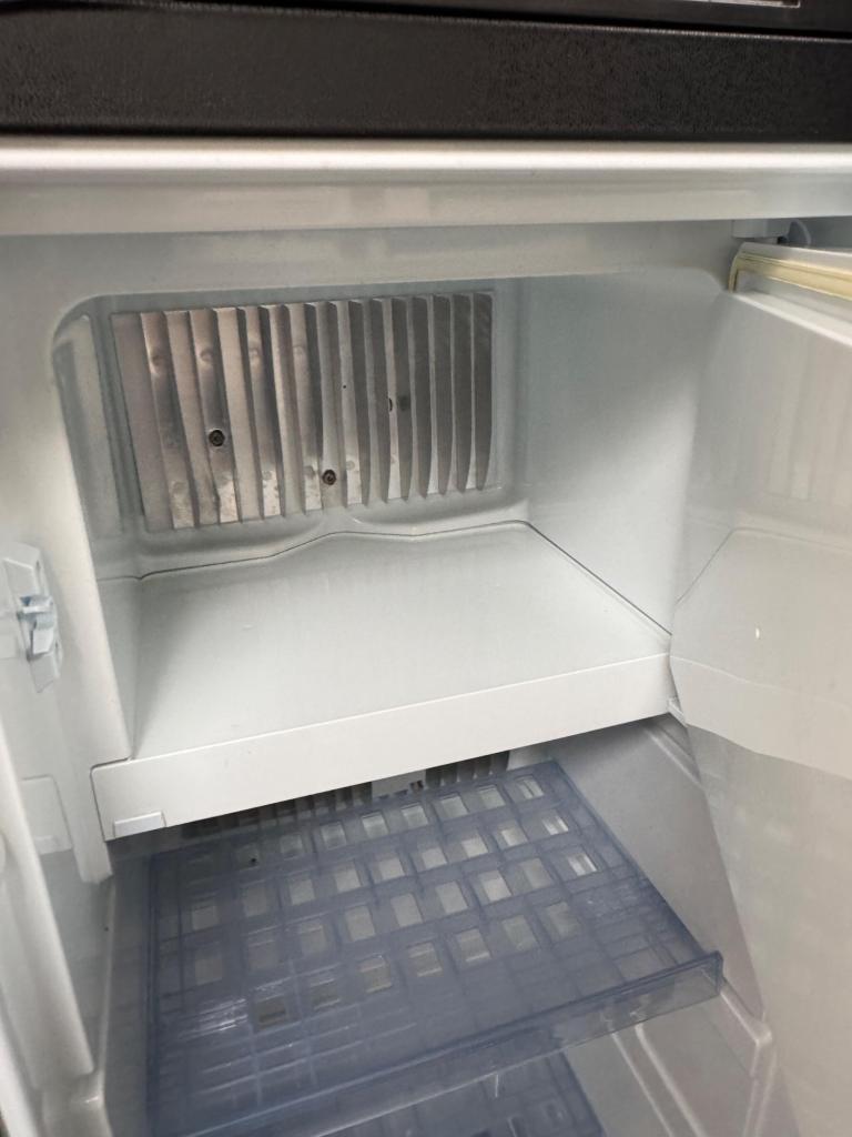 SWIFT ESCAPE 695 - 2017