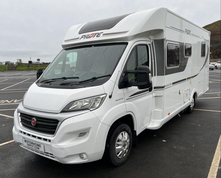 Pilote P746 Sensation, 4 berth, rear garage, island bed coachbuilt motorhome