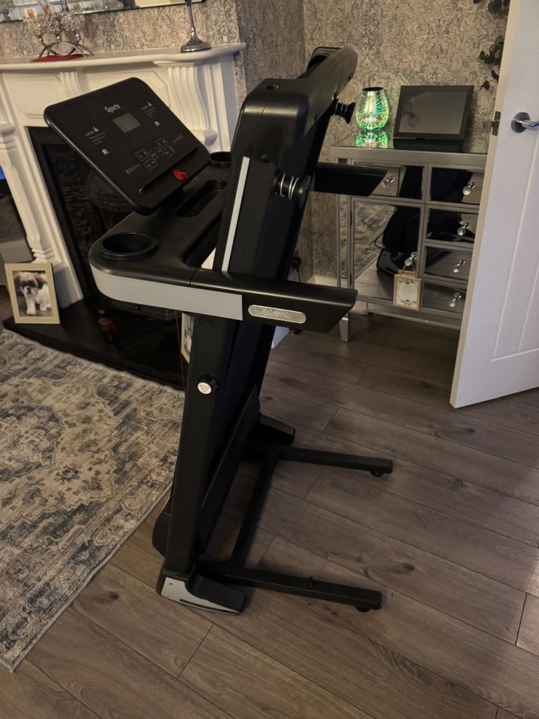 Treadmill 