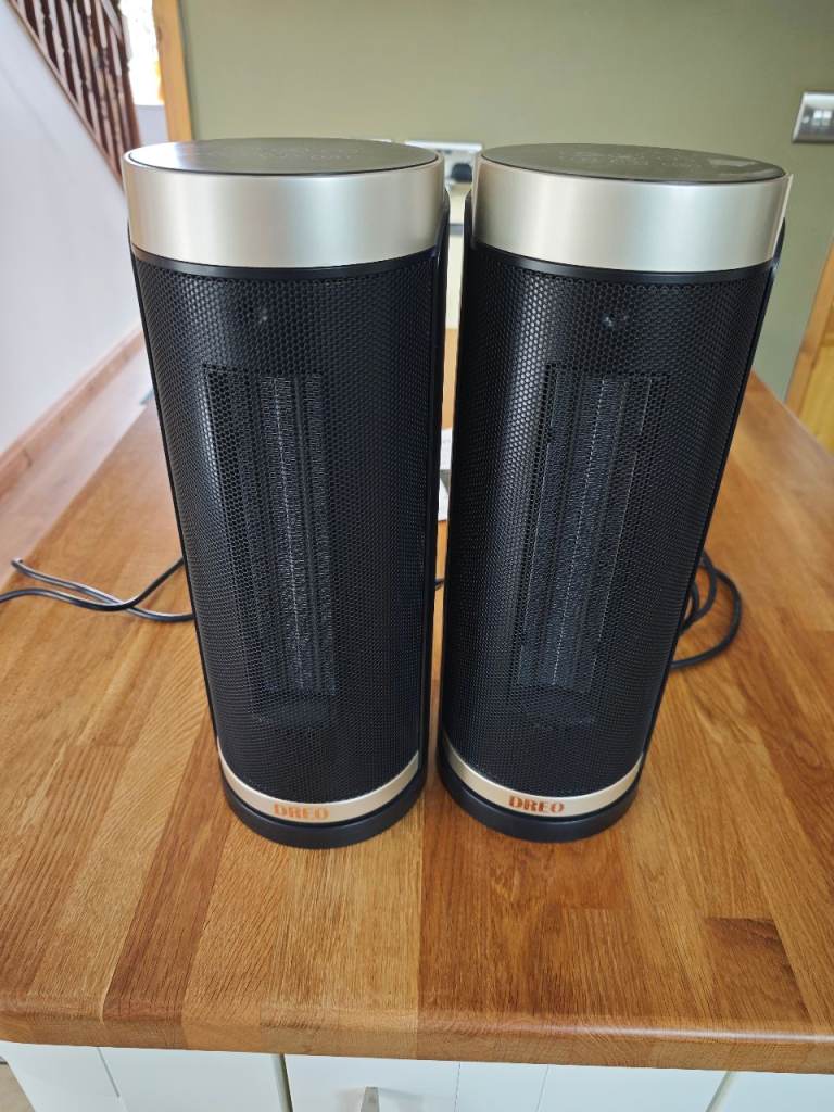 DREO 1800w electric heaters (x2)