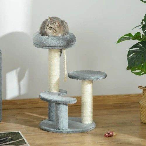 Tree suitable for kittens and smaller cats