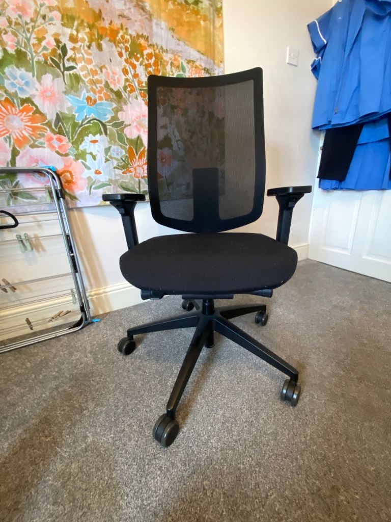 Sedus swivel chairs