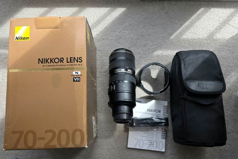Nikon AF-S Nikkor 70-200mm f/2.8G ED VR II Lens