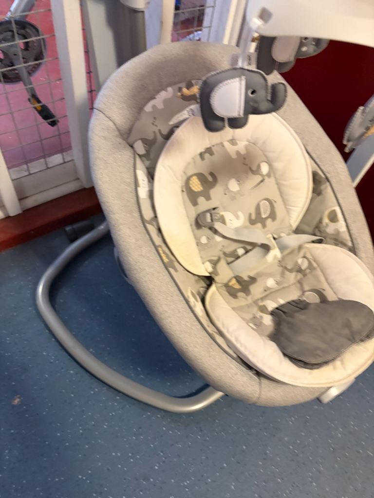 Joie baby swivel chair 