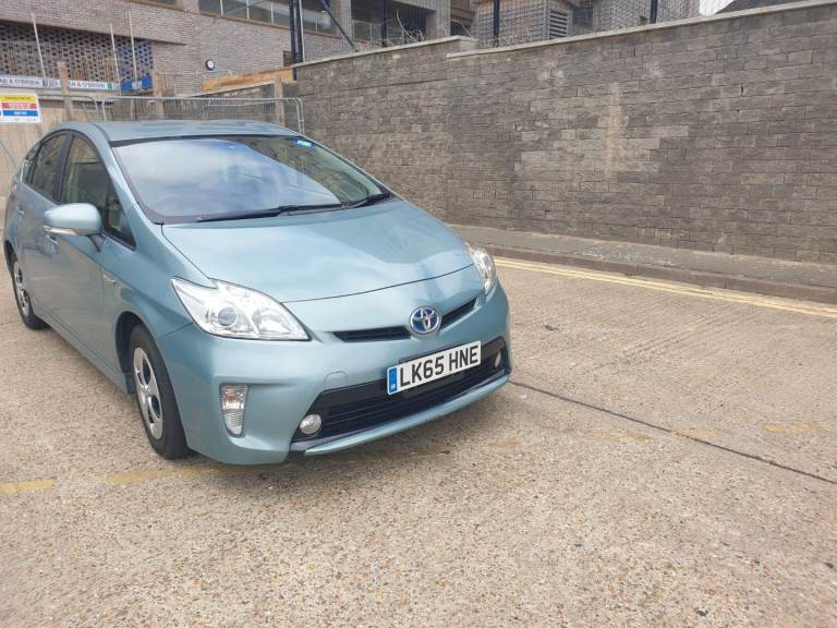 Toyota, PRIUS HYBRID, 2015, 1797 (cc)