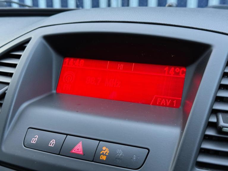 2012 Vauxhall Insignia 2.0 CDTi [160] ecoFLEX SRi 5dr [Start Stop] ESTATE DIESEL Manual