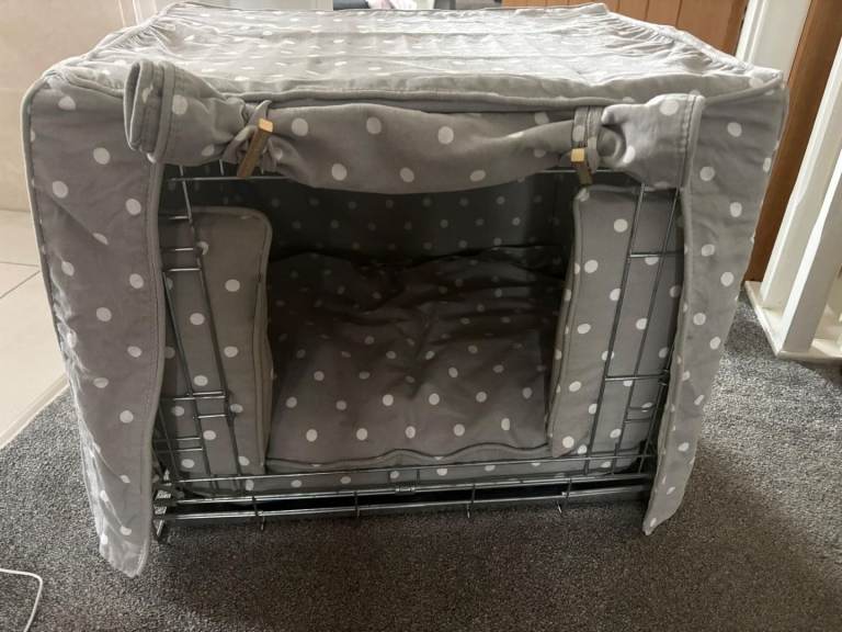 Lords and Labrador crate/ bed