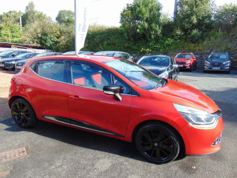 2014 Renault Clio 1.5 Dynamique S MediaNav dCi 90 Stop & Start * 9 SERVICE STAMPS * FINANCE A Hat...