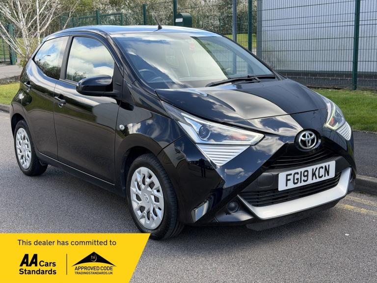 2019 Toyota AYGO 1.0 VVT-i X-Play 5dr HATCHBACK Petrol Manual