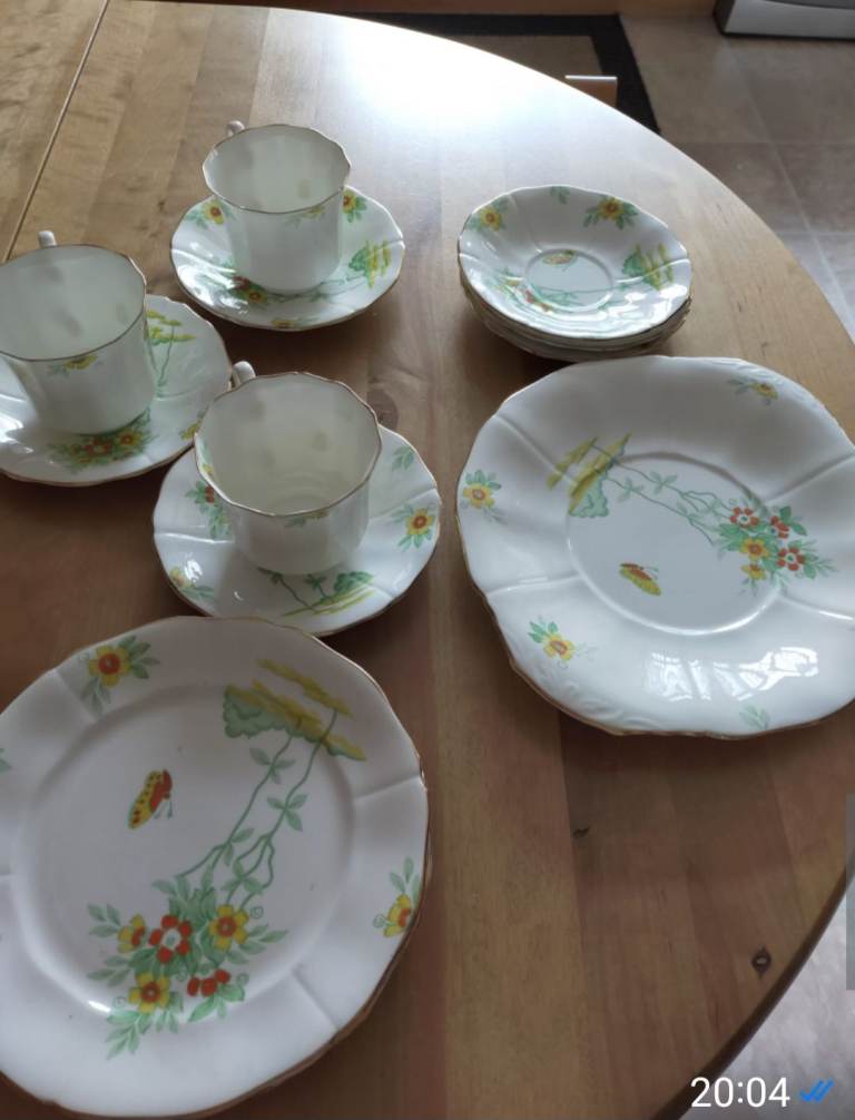 5 China tea sets