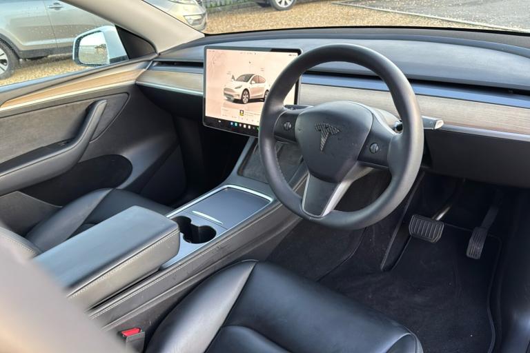  Tesla Model Y dual Motor Long Range Suv 5dr Electric Auto 4wde 384 Bhp Electric