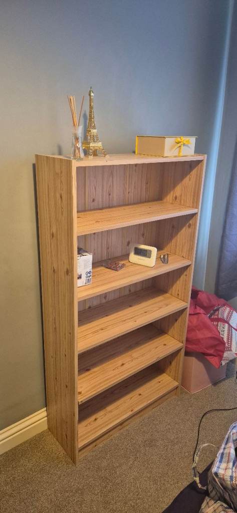 Bookshelf 
