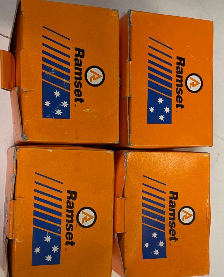 Tamset Twin Threaded Pozi Countersunk Wood Screws - 8 x 1 1/4"- Pack of 200 c 4 boxes